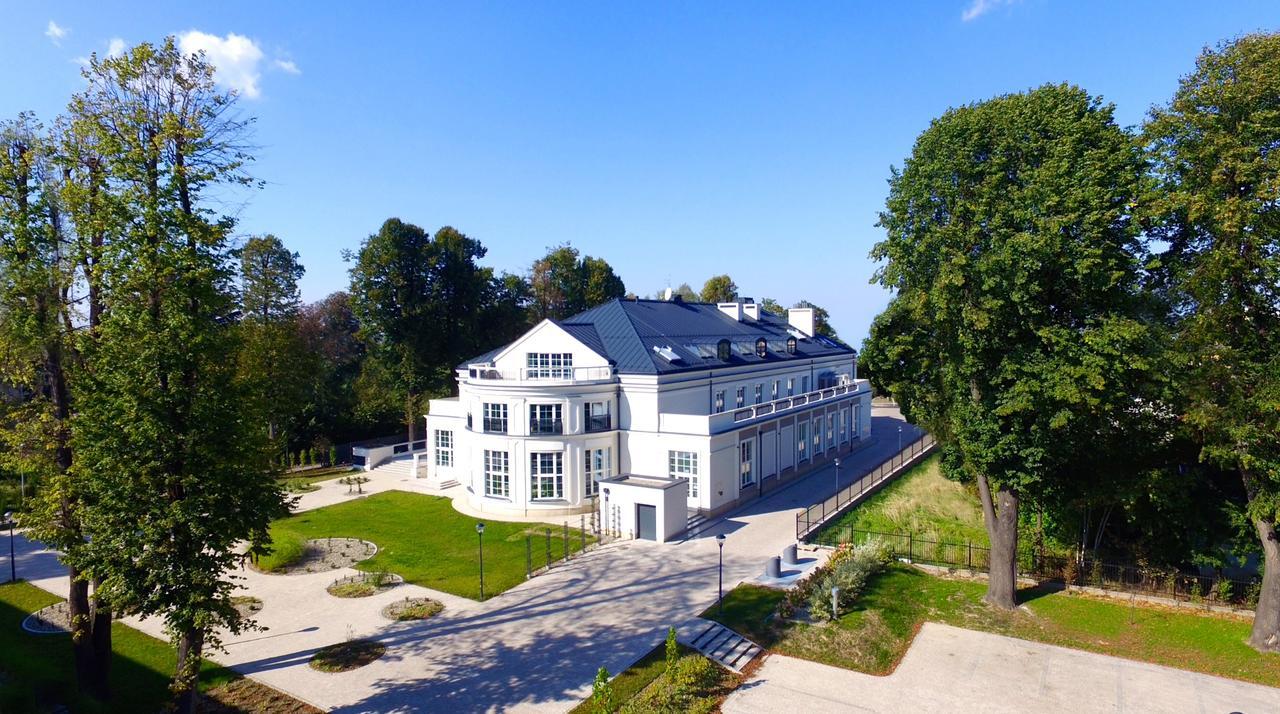 Hotel Sokol Wellness & Spa Lancut Exterior photo